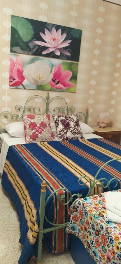 Maria Banana Guest House Полина Екстериор снимка