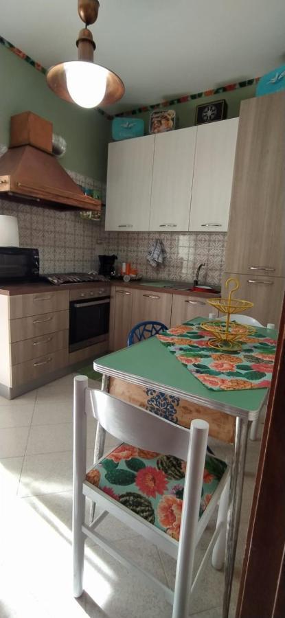 Maria Banana Guest House Полина Екстериор снимка