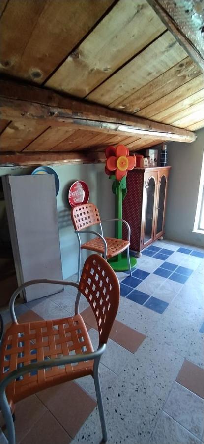 Maria Banana Guest House Полина Екстериор снимка